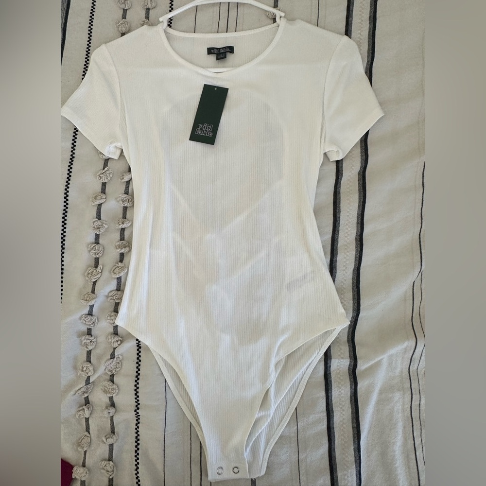 wild fable White Ribbed Open-Back Tie Crop Top